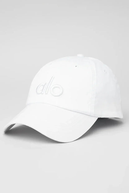 District Trucker Hat - Wit